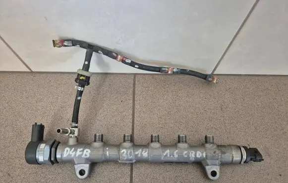 Hyundai i30 Fuel main line pipe 314022F600