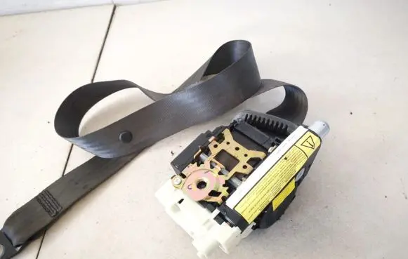 Fiat Punto (188) Front seatbelt 33006712g 33019332c