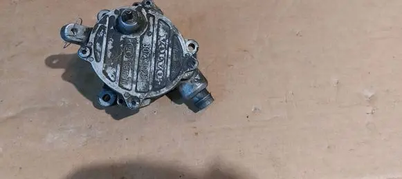 Volvo XC90 Vacuum pump 30731825