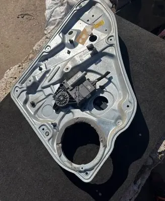 Volkswagen PASSAT B5 Rear door window regulator with motor 119094XXX