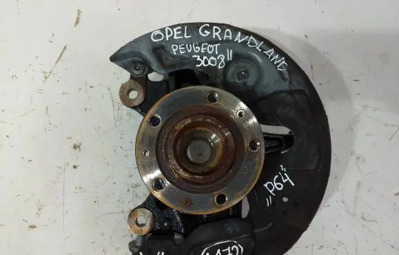 Front wheel hub spindle knuckle