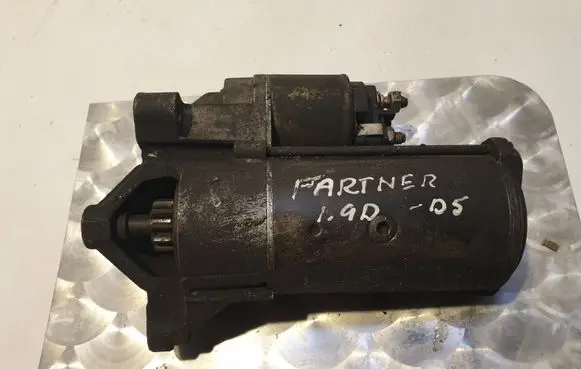 Peugeot Partner Starter motor D7R26 16H00611DS