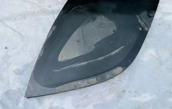 Rear side window