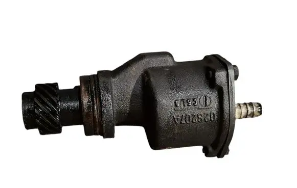 Audi A4 S4 B5 8D Vacuum pump DRC81040