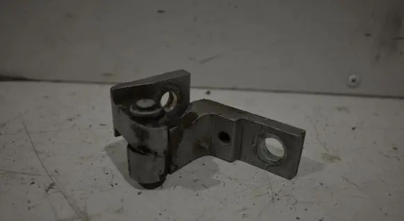 Audi A6 S6 C6 4F Front door upper hinge