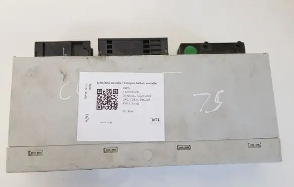 BMW 5 E39 Comfort/convenience module 689667 360101