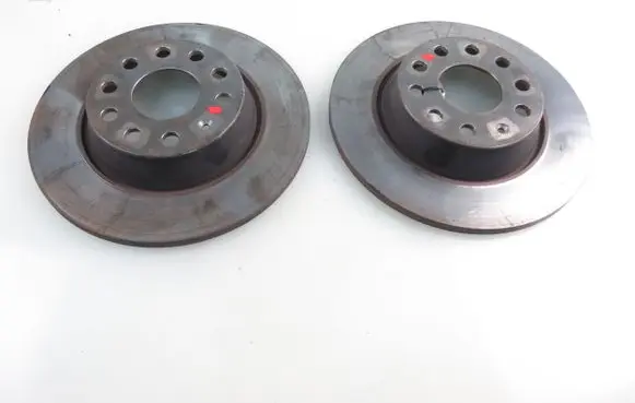 Volkswagen PASSAT B6 Rear brake disc