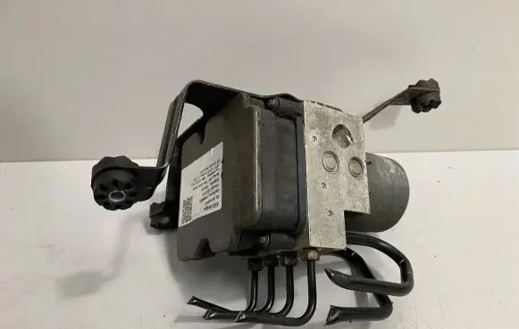 BMW X5 F15 ABS Pump 6864798