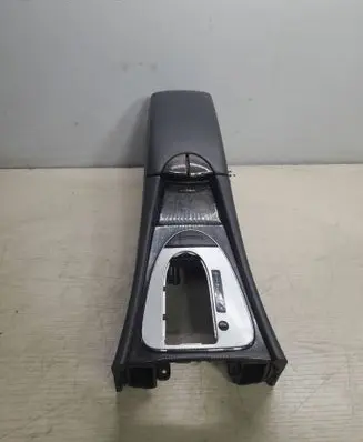 Mercedes-Benz E W211 Armrest 