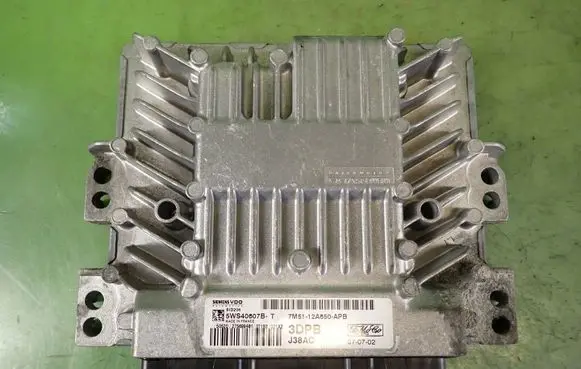 Ford Focus Engine control unit/module ECU