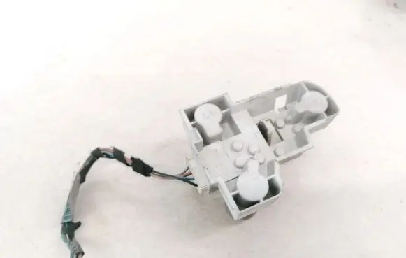 BMW 3 E46 Tail light bulb cover holder 8376090