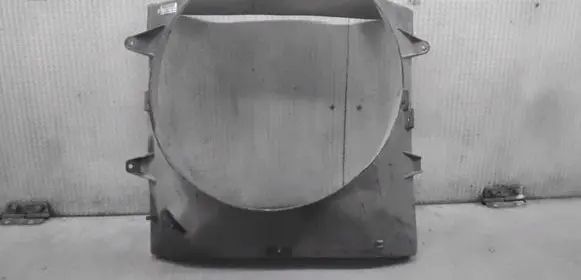 Jeep Grand Cherokee (WJ) Radiator cooling fan shroud 52079356AE