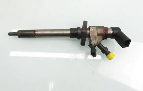 Citroen C5 Fuel injector 9658194180
