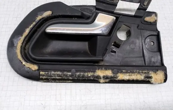 Mercedes-Benz C W202 Rear door interior handle 2027601361