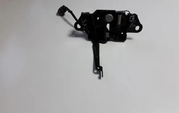 Engine bonnet (hood) release handle