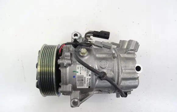 Nissan Juke II F16 Air conditioning (A/C) compressor (pump) 926005450R