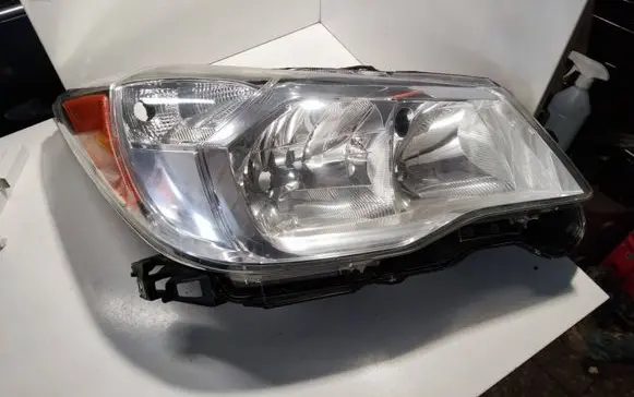 Subaru Outback Headlight/headlamp 84001SG100