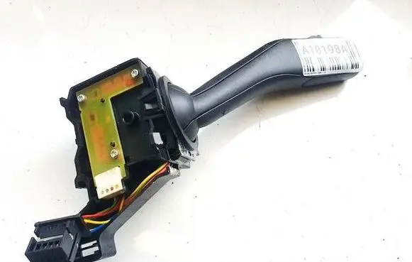 Skoda Superb B6 (3T) Indicator stalk 1k0953513g 01103512