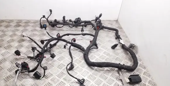 Audi Q3 F3 Engine installation wiring loom 05E972627K