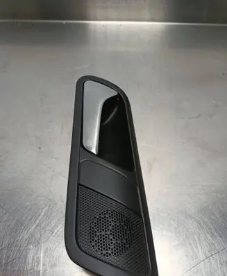 Rear door interior handle