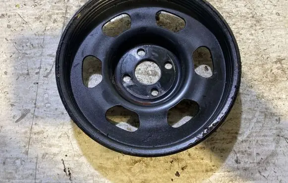 Nissan Pixo Crankshaft pulley