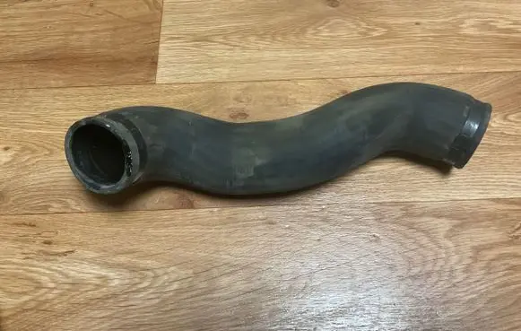 Volvo V70 Intercooler hose/pipe 30778626