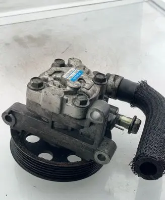 Ford Ranger Power steering pump L20632650B 75301456