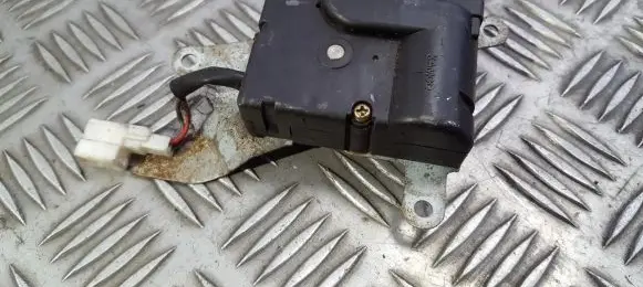 Hyundai Trajet Air flap motor/actuator