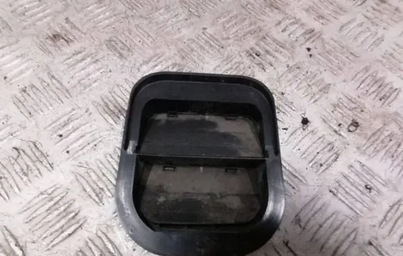 Fiat Tipo Quarter panel pressure vent 