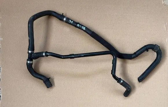 Mercedes-Benz CLA C117 X117 W117 Engine coolant pipe/hose A2465011358