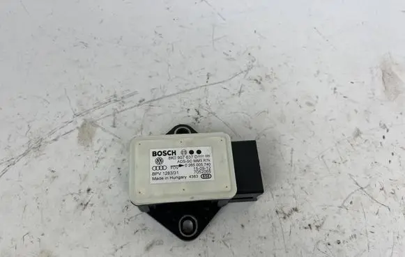 Audi A4 S4 B8 8K ESP acceleration yaw rate sensor 8K0907637D 0265005740