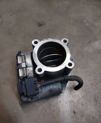 Mercedes-Benz ML W164 Throttle valve A6420900070 A6420900270