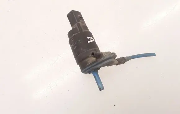 Mercedes-Benz A W168 Windscreen/windshield washer pump 2108631021
