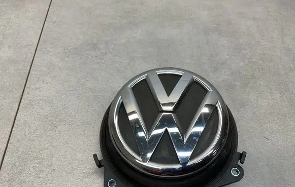 Volkswagen Golf VI Tailgate/trunk/boot exterior handle 6R0827469C