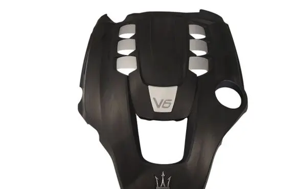 Maserati Ghibli Engine cover (trim) 