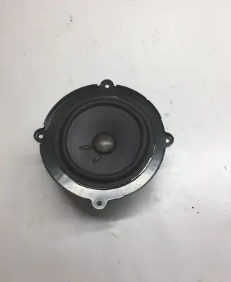 Chevrolet Camaro Rear door speaker 84215523 812533698