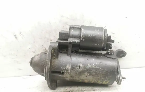 Audi A4 S4 B5 8D Starter motor 0001107017 053911023A
