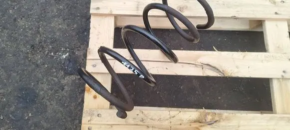 Hyundai Tucson JM Front coil spring 