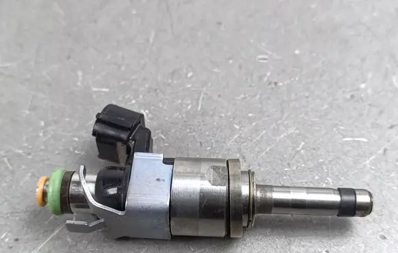 Mazda CX-70/90 Fuel injector H30113250 3480