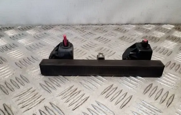 Toyota Auris E180 Third/center stoplight 8157005100