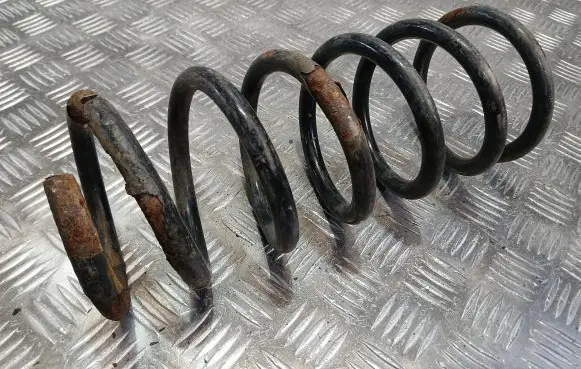 Mitsubishi Outlander Rear coil spring