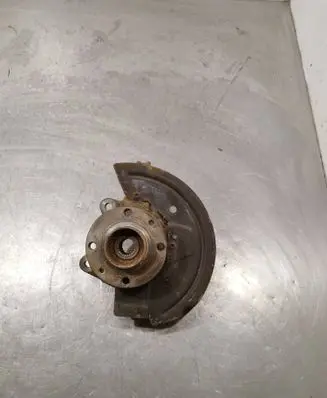 Renault Clio IV Front wheel hub spindle knuckle