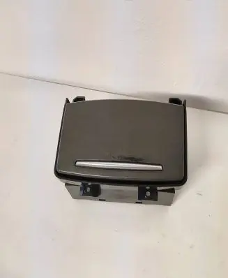 Audi A6 S6 C6 4F Car ashtray 4F1862533