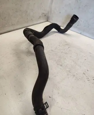 Audi Q7 4L Engine coolant pipe/hose 7L6122109D