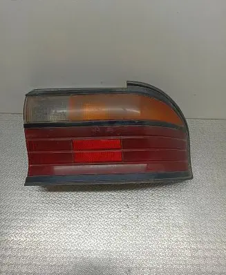 Mitsubishi Galant Rear/tail lights 0438529R 0438529