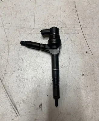 Opel Astra H Fuel injector