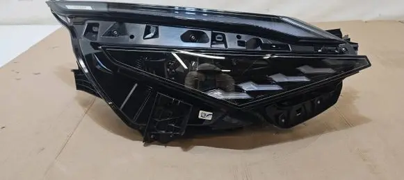 Nissan Qashqai J12 Headlight/headlamp 26010HN25