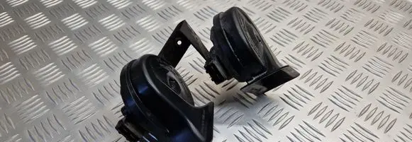 Audi A4 S4 B5 8D Horn signal 0092018