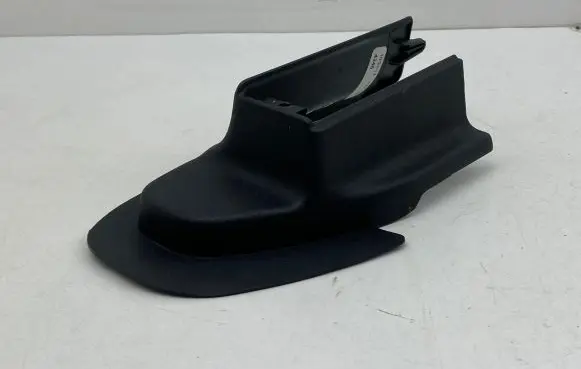Chrysler Pacifica Front passenger seat rail trim MT19912 66592 5RT22TRMAB