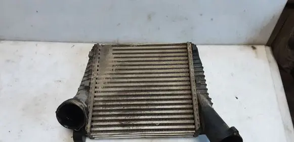 Audi Q7 4L Intercooler radiator 7L6145803D